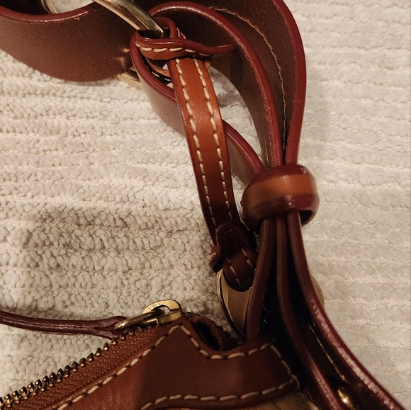 Donney & Burke purse stylish sophisticated durable - Picture 5 of 14